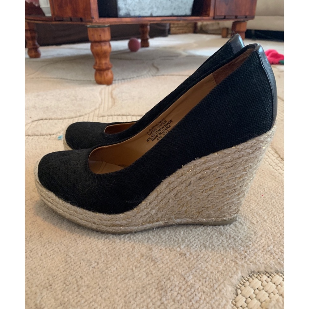 Brand New Nine West Wedges